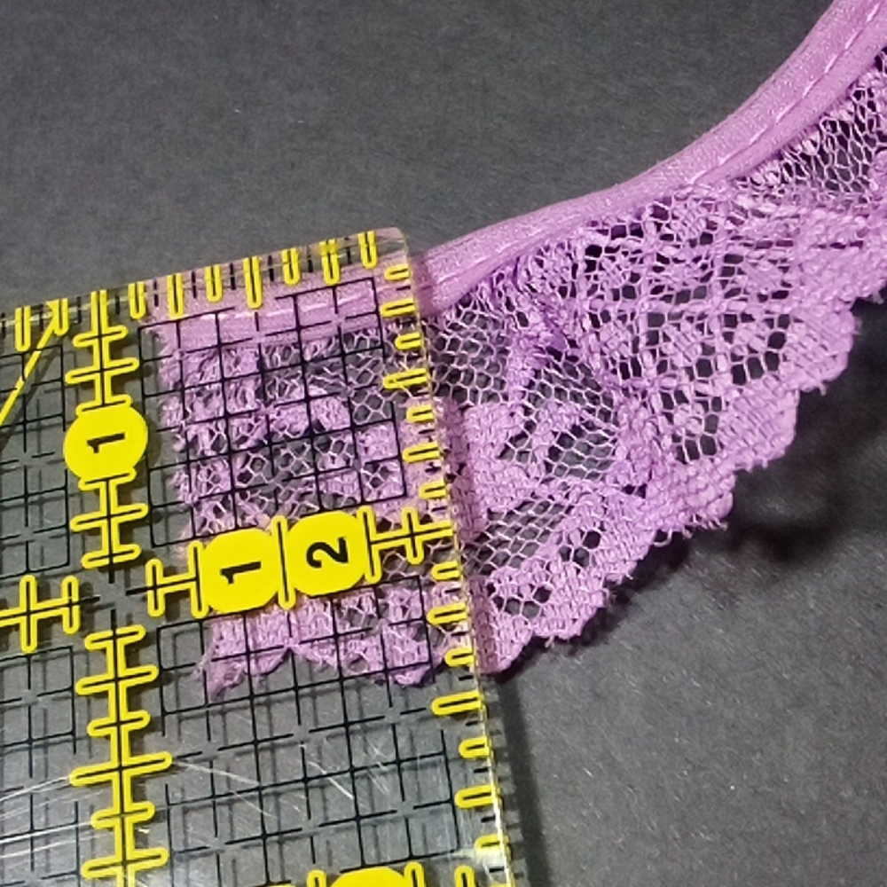 VTG 7yd+ Lace 1.25" Ruffle Lilac Lavender Trim Flower Detail - Picture 2 of 7